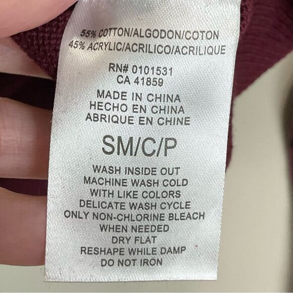 Darth Vader Christmas Sweater NWT Sz S Maroon Holiday Disney 100 Crewneck Unisex - Picture 7 of 9